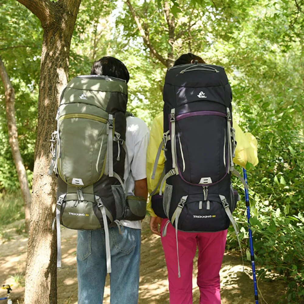 Men-s-60L-Large-Hiking-Mountaineering-Backpack-Climbing-Hiking-Backpack-Camping-Backpack-Sport-Outdoor-Rucksack-Bag-2