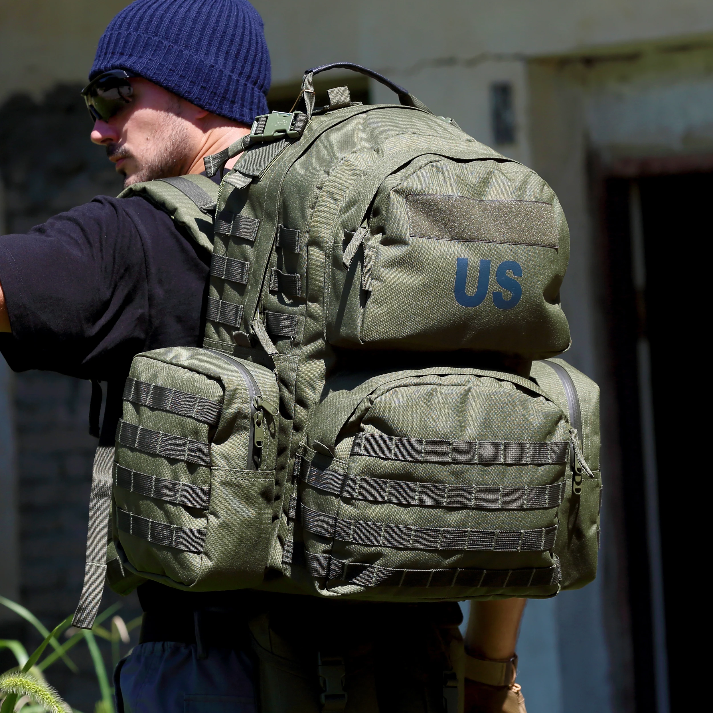 65L-Molle-Medium-Tactical-Assault-Pack-Camping-Equipment-Climbing-Supplies-Bag-Camping-Large-backpack-Softback-Tactical-1