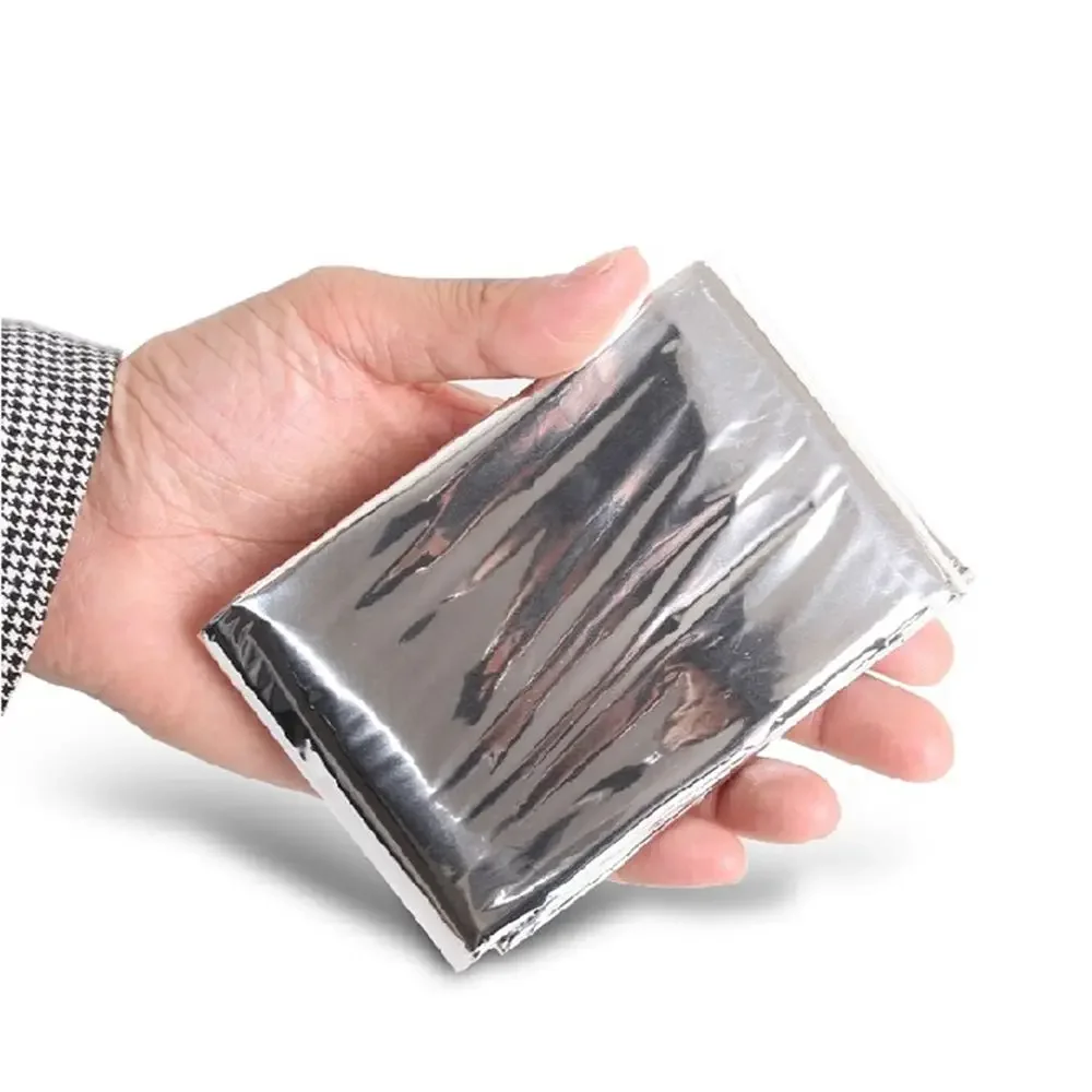 Emergency-Blanket-Outdoor-Survive-First-Aid-Military-Rescue-Kit-Windproof-Waterproof-Foil-Thermal-Blanket-Camping-Survival-4